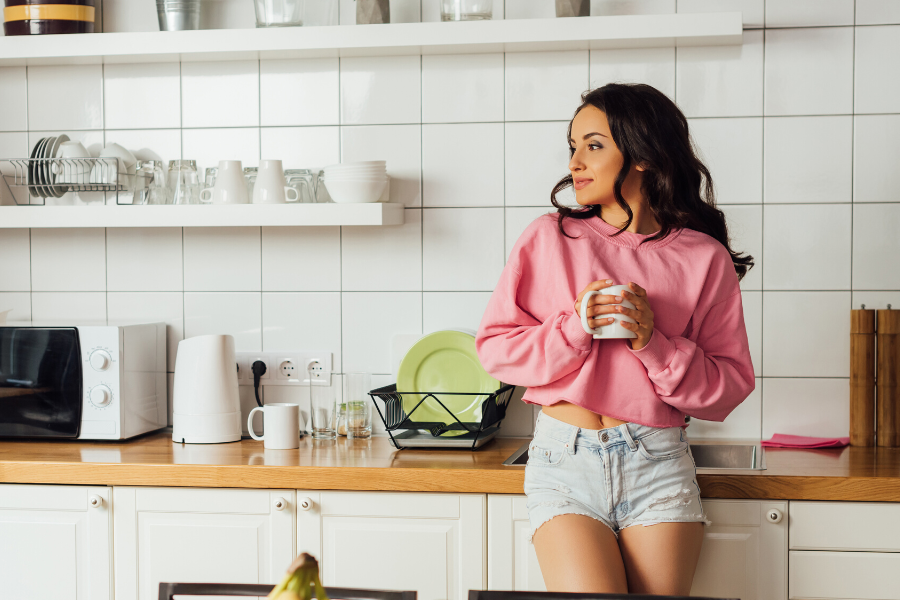 college apartment kitchen