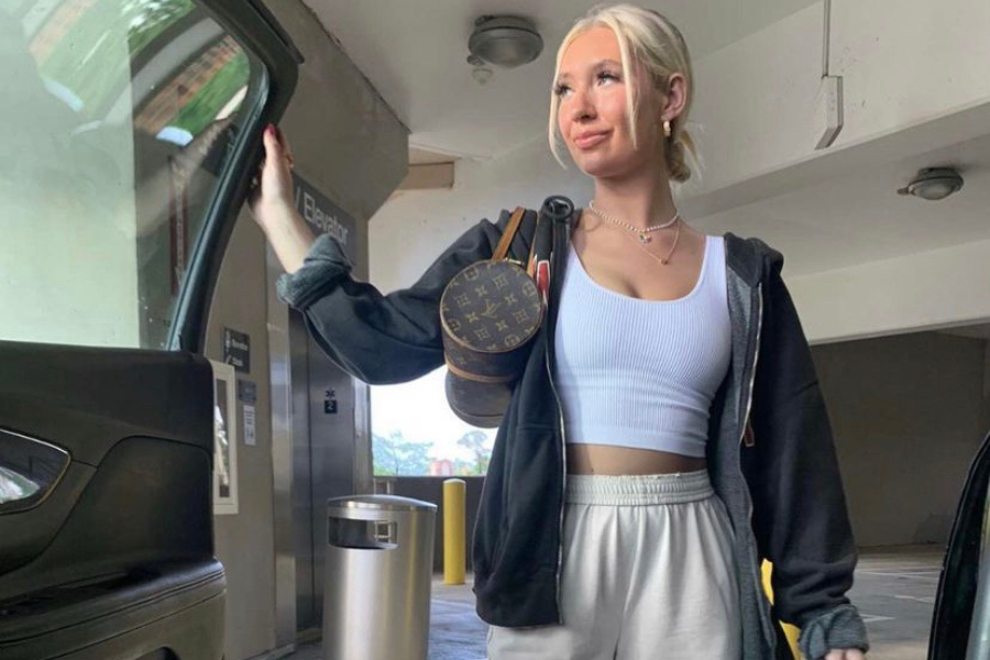 college girl outfits