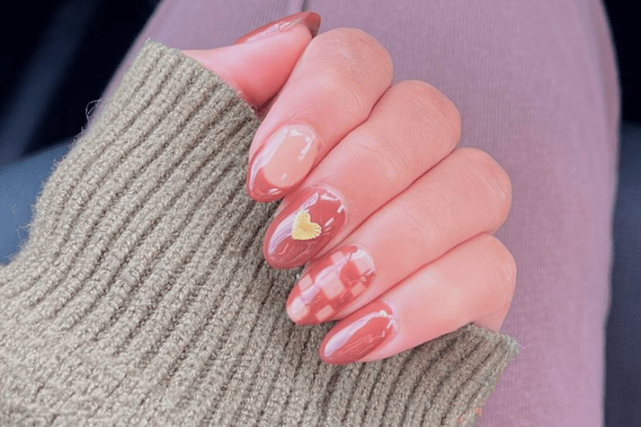 heart nails