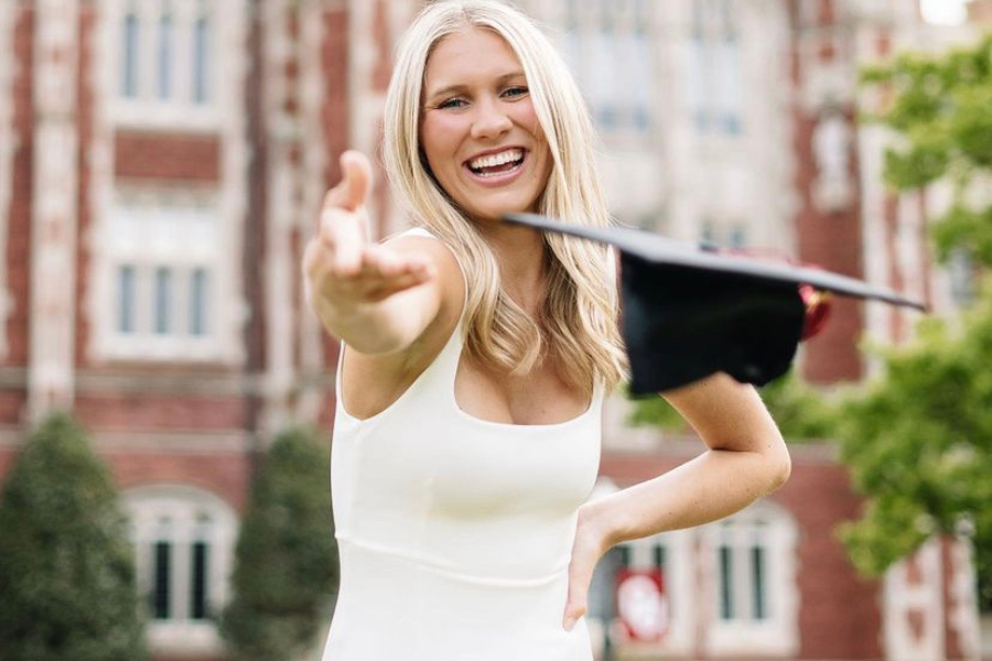 graduation picture poses