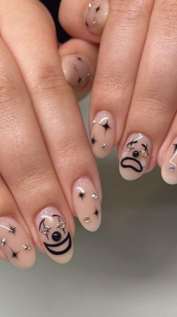 spooky nails designs