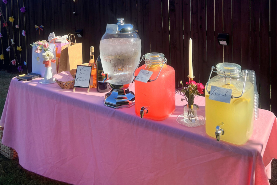 grad party table display